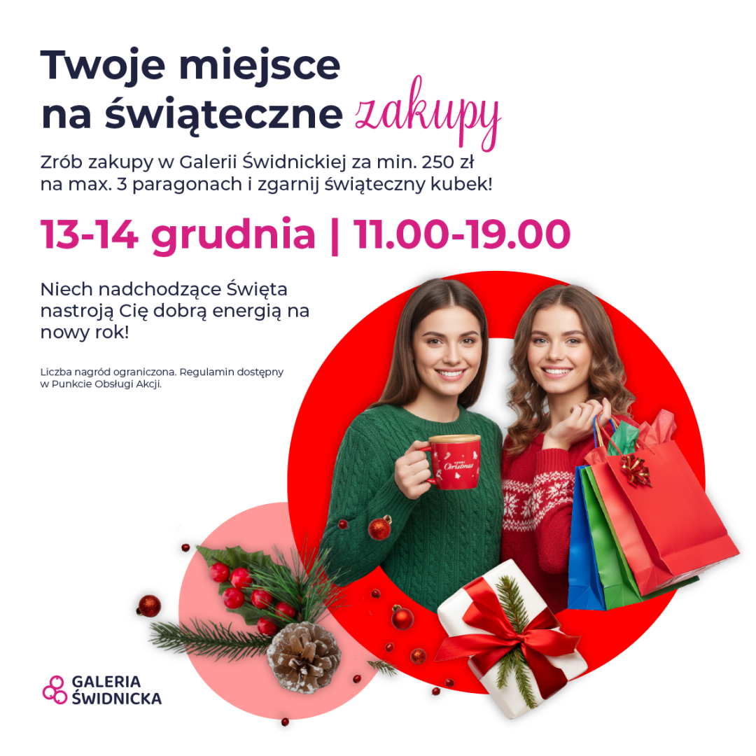 Dwie kobiety z prezentami i kubkiem na tle świątecznym.