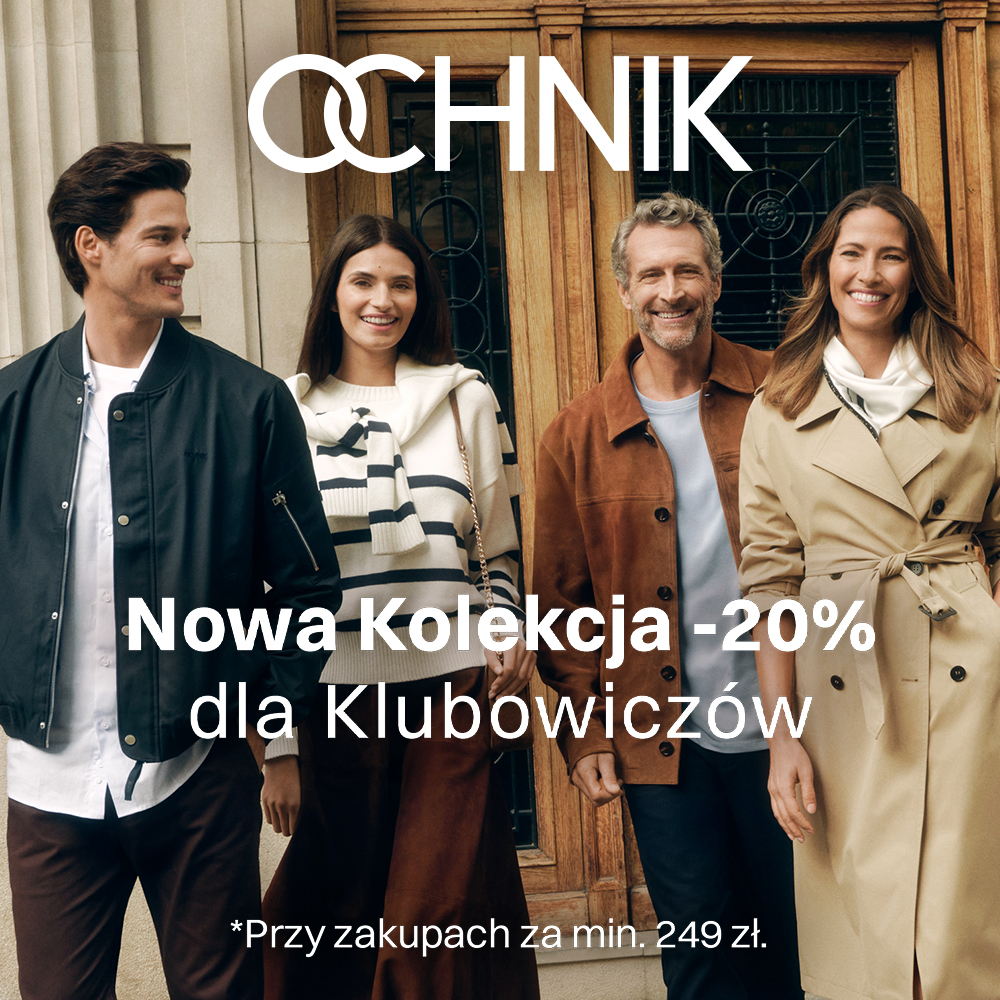 Grupa osób prezentująca nową kolekcję odzieży OCHNIK.